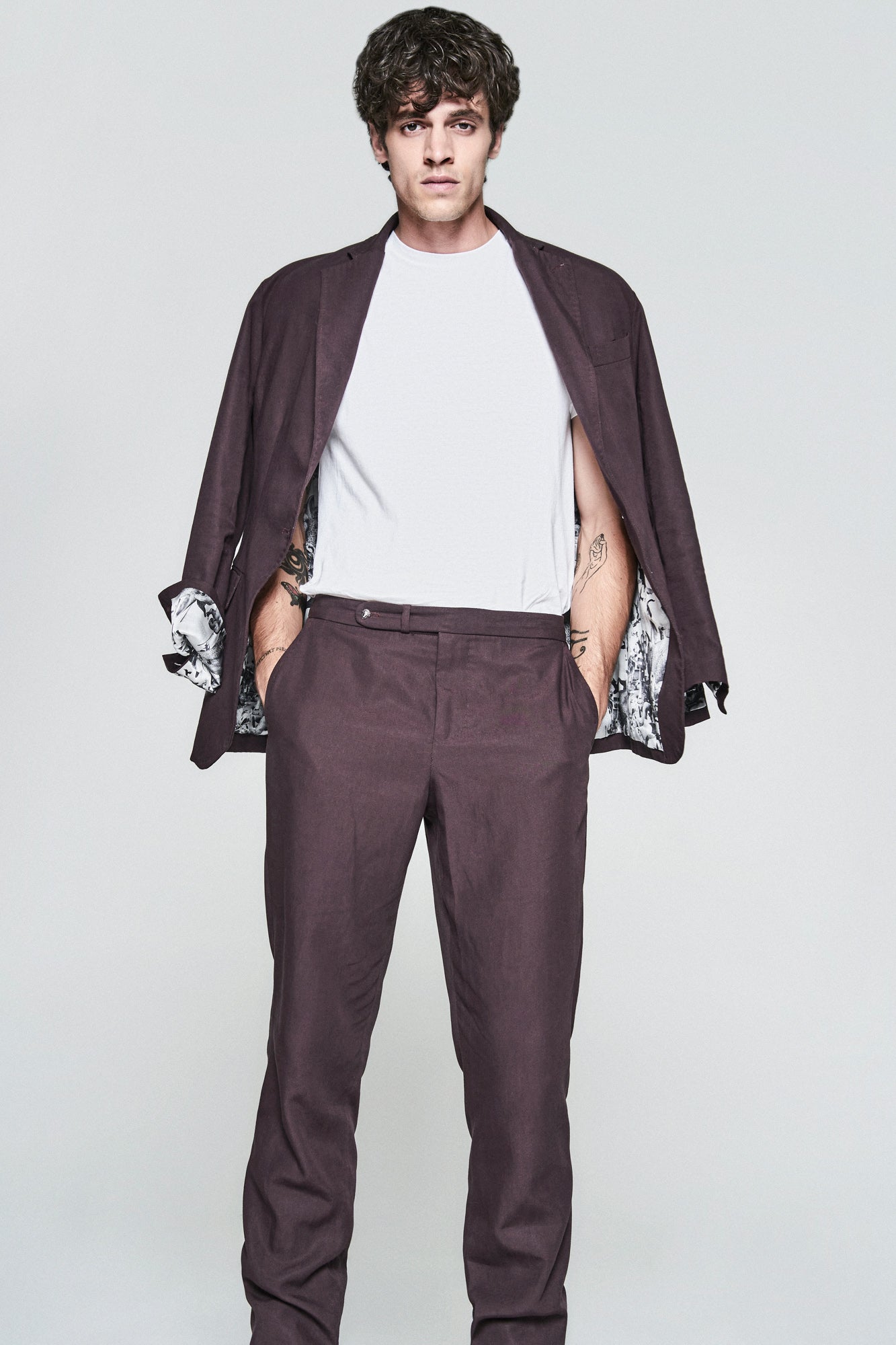 Traje burdeos - PRE-ORDEN